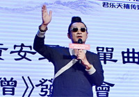 黃安自曝&ldquo;妻管嚴&rdquo; 唱&ldquo;民族風(fēng)&rdquo;跳&ldquo;小蘋果&rdquo;