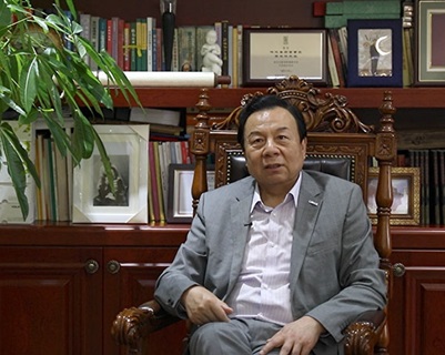 全國(guó)人大代表李曉林:建立長(zhǎng)效機(jī)制，利用電商實(shí)現(xiàn)精準(zhǔn)脫貧