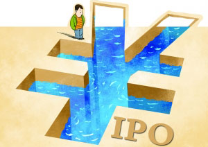 新股發(fā)行以發(fā)行人信息披露為中心，中介機構(gòu)對發(fā)行人信息披露的真實性、準(zhǔn)確性、完整性進行把關(guān)，將證券發(fā)行人的持續(xù)盈利能力和投資價值，交由投資者和市場自主判斷，而監(jiān)管部門和發(fā)審委只對發(fā)行申請文件和信息披露內(nèi)容的合法合規(guī)性進行審核，開啟了向注冊制的過渡。 　　武漢科技大學(xué)證券研究所所長董登新：證監(jiān)會、發(fā)審委的職責(zé)有所轉(zhuǎn)變，部分行政干預(yù)有退出跡象，而將價值判斷交由投資者和市場，而這正是注冊制的基本精神和核心內(nèi)容之一。