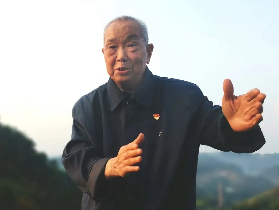 &ldquo;九旬護(hù)林員&rdquo;周永開(kāi)