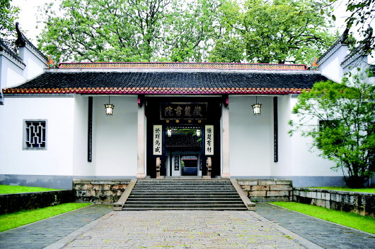 千年岳麓，弦歌不絕