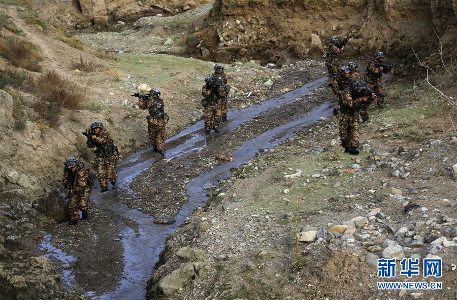 （圖文互動）（3）猛虎連隊猛虎兵&mdash;&mdash;新疆軍區(qū)某紅軍團一營三連淬煉精兵記事