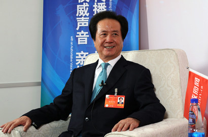 全國政協(xié)委員陳經(jīng)緯做客新華網(wǎng)、中國政府網(wǎng)兩會訪談