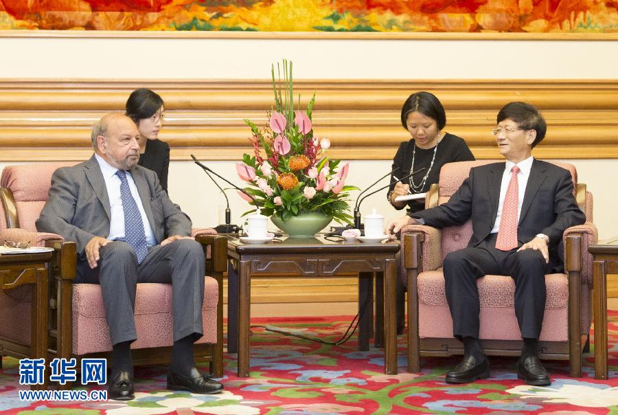 9月5日，中共中央政治局委員、中央政法委書記孟建柱在北京中南海會見國際法院院長亞伯拉罕。 新華社記者 黃敬文 攝 