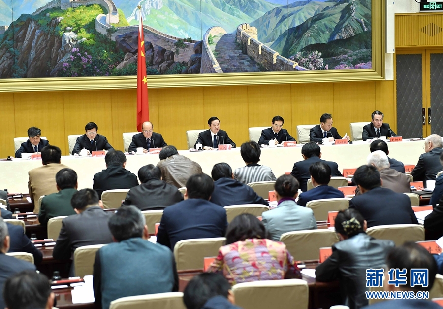1月13日，中共中央政治局委員、中宣部部長(zhǎng)、全國“掃黃打非”工作小組組長(zhǎng)劉奇葆在北京出席第三十次全國“掃黃打非”工作電視電話會(huì)議。新華社記者 李濤 攝