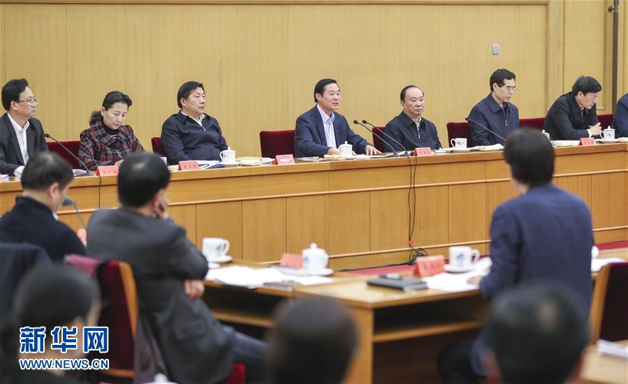 3月17日，中共中央政治局委員、中央書記處書記、中宣部部長(zhǎng)劉奇葆在北京出席中華優(yōu)秀傳統(tǒng)文化傳承發(fā)展工作座談會(huì)。 新華社記者丁林?jǐn)z