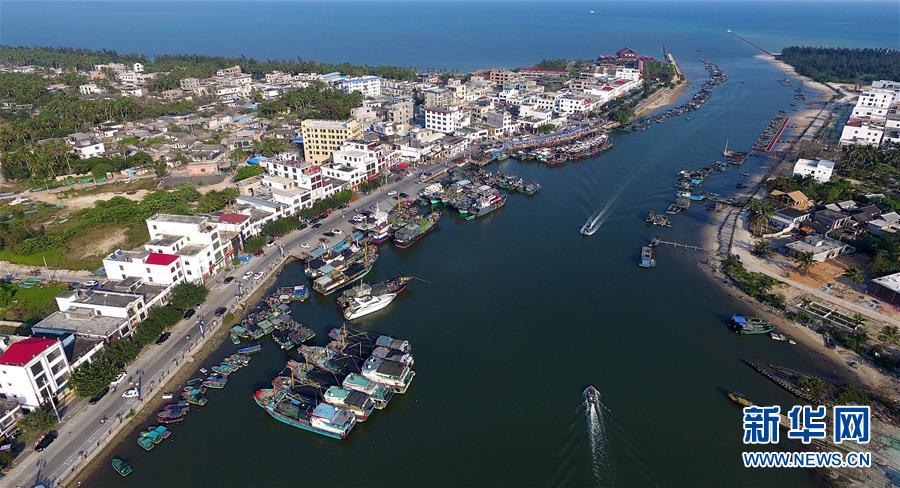 （新華全媒頭條&middot;潮起海之南&middot;圖文互動）（10）在偉大復(fù)興新征程上揚(yáng)帆遠(yuǎn)航&mdash;&mdash;從海南建省辦特區(qū)看中國改革開放40年