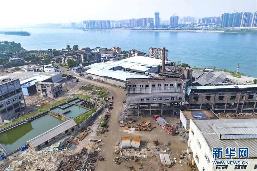 （大江奔流&mdash;&mdash;來自長(zhǎng)江經(jīng)濟(jì)帶的報(bào)道&middot;新華全媒頭條&middot;圖文互動(dòng)）（5）擘畫新時(shí)代中國(guó)發(fā)展新坐標(biāo)&mdash;&mdash;深入推動(dòng)長(zhǎng)江經(jīng)濟(jì)帶發(fā)展述評(píng)