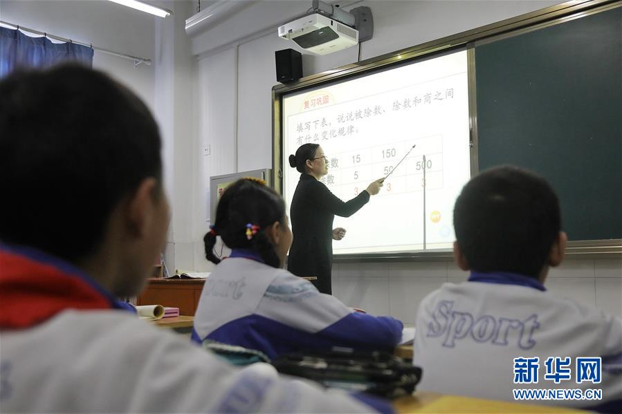 （慶祝改革開放40周年基層行&middot;學(xué)校篇&middot;圖文互動(dòng)）（4）青海門源縣第一小學(xué)：百年老校的40年變遷