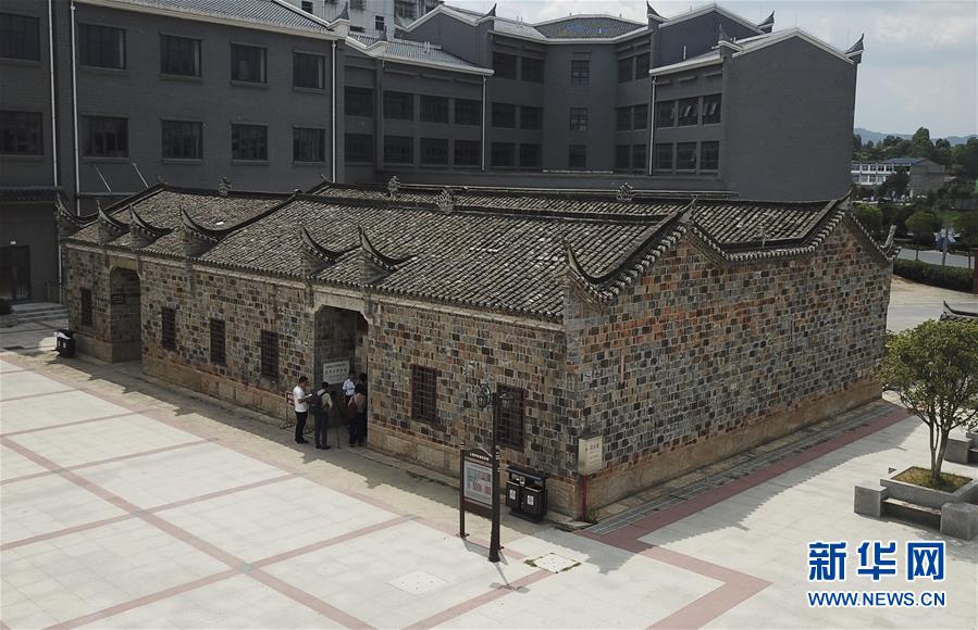 （新華全媒頭條&middot;壯麗70年&middot;奮斗新時(shí)代&mdash;&mdash;記者再走長(zhǎng)征路&middot;圖文互動(dòng)）（2）紅色星火的人民力量&mdash;&mdash;大別山走出兩支紅軍隊(duì)伍的歷史啟示