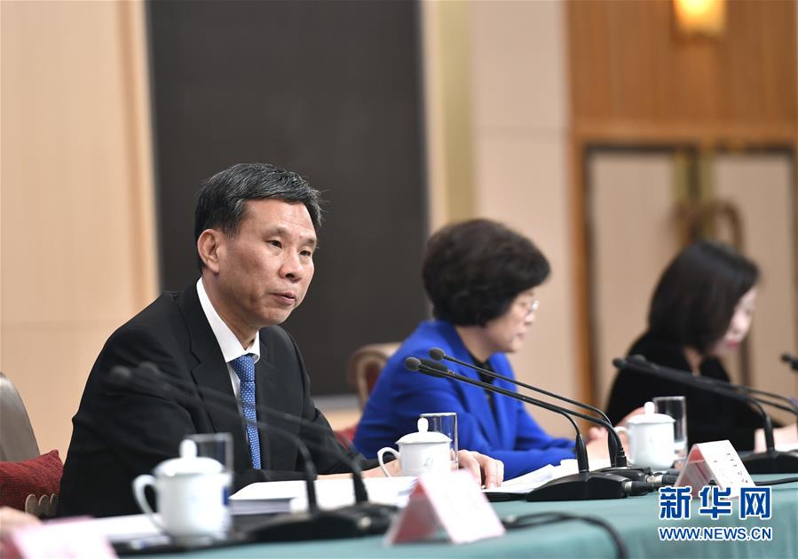 （兩會&middot;XHDW）（6）財政部部長劉昆等就&ldquo;財稅改革和財政工作&rdquo;答記者問
