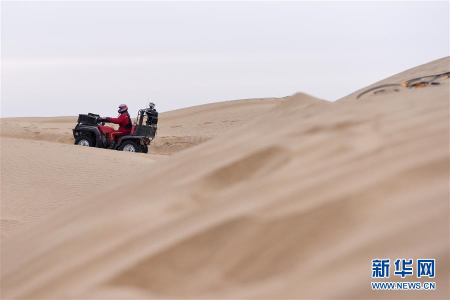 （新春走基層&middot;圖文互動(dòng)）（3）大漠中，一頂帳篷守歲五年