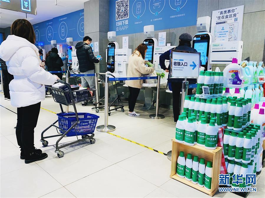 （圖文互動）（2）吃粉擼串，商圈&ldquo;打卡&rdquo;，動車出廠&mdash;&mdash;湖南&ldquo;標(biāo)簽&rdquo;復(fù)蘇記