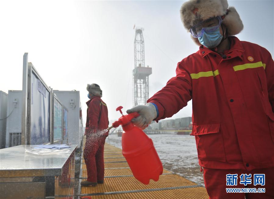 （圖文互動(dòng)）（1）大慶油田：一手抓防疫，一手抓生產(chǎn)