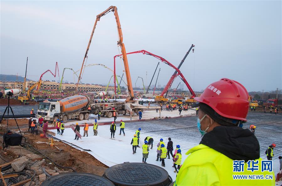 （新華全媒頭條&middot;圖文互動(dòng)）（3）青春的力量 時(shí)代的脊梁&mdash;&mdash;記抗疫一線的&ldquo;90后&rdquo;&ldquo;00后&rdquo;年輕人