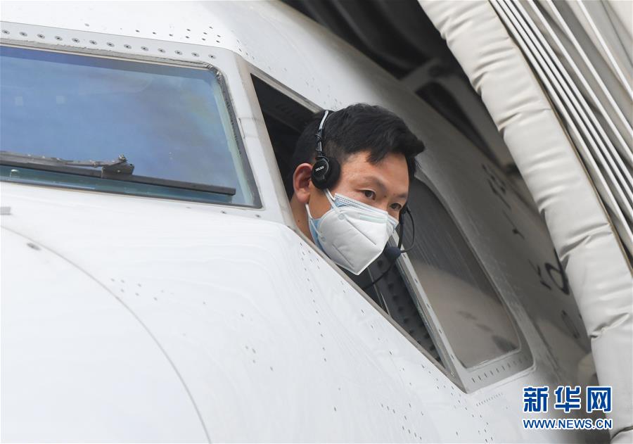 （新華全媒頭條&middot;圖文互動）（11）武漢重啟，不負(fù)春天&mdash;&mdash;寫在武漢&ldquo;解封&rdquo;之際