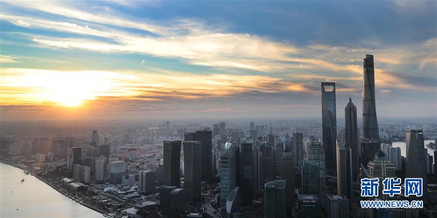 （新華全媒頭條&middot;圖文互動）（3）三十而立從頭越&mdash;&mdash;以習(xí)近平同志為核心的黨中央關(guān)心浦東開發(fā)開放紀(jì)實