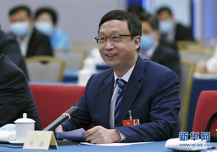 （新華全媒頭條&middot;圖文互動）（4）從人民中汲取磅礴力量&mdash;&mdash;習近平總書記同出席2020年全國兩會人大代表、政協(xié)委員共商國是紀實