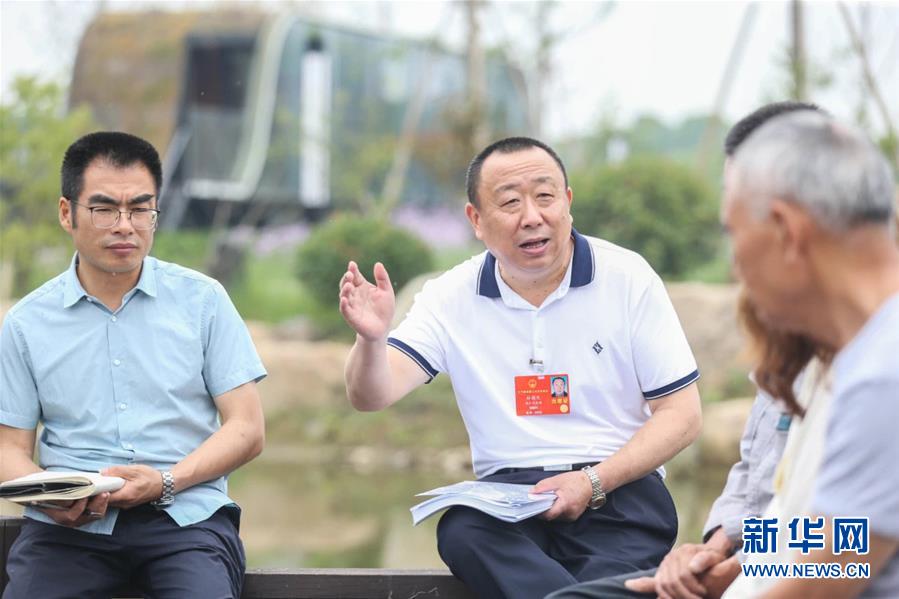 （新華全媒頭條&middot;兩會精神看落實&middot;圖文互動）（2）整體謀劃、系統(tǒng)升級、全面提升&mdash;&mdash;落實全國兩會精神織牢織密公共衛(wèi)生防護網(wǎng)