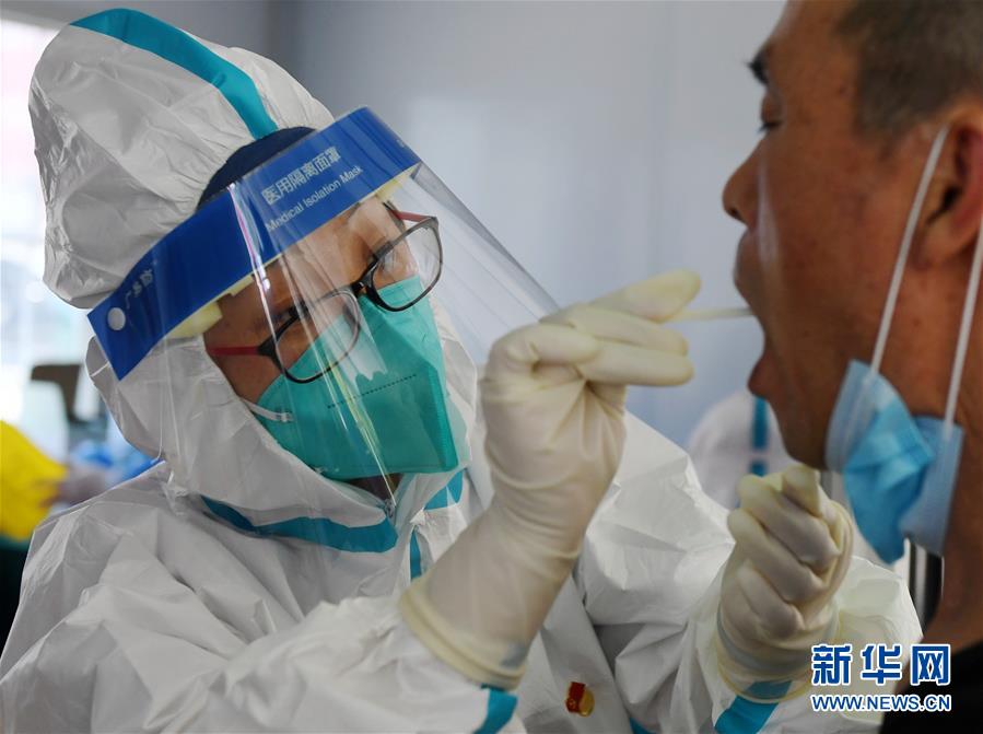 （新華全媒頭條&middot;圖文互動(dòng)）（7）首都再戰(zhàn)&ldquo;疫&rdquo;，難忘40天&mdash;&mdash;寫在北京應(yīng)急響應(yīng)級(jí)別降級(jí)之際 