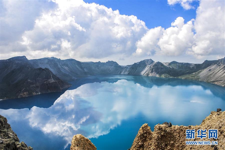 （新華全媒頭條·走向我們的小康生活·圖文互動）（9）黑土地上是我家——在吉林，一瞥中國東北鄉(xiāng)村美麗未來