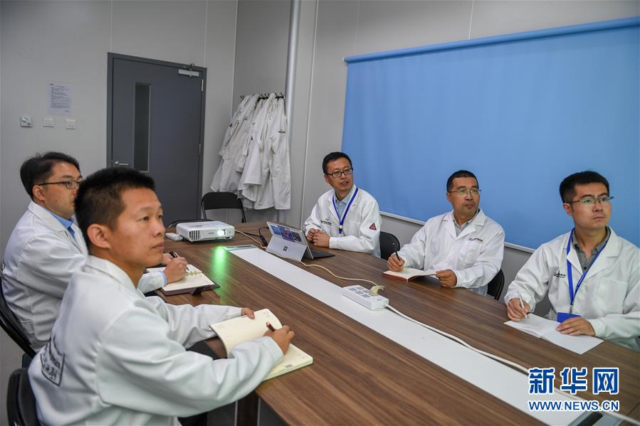 （在習近平新時代中國特色社會主義思想指引下——新時代新作為新篇章·習近平總書記關切事·圖文互動）（1）終不悔為國為民，攀高峰只爭朝夕——來自科學家們的動人故事
