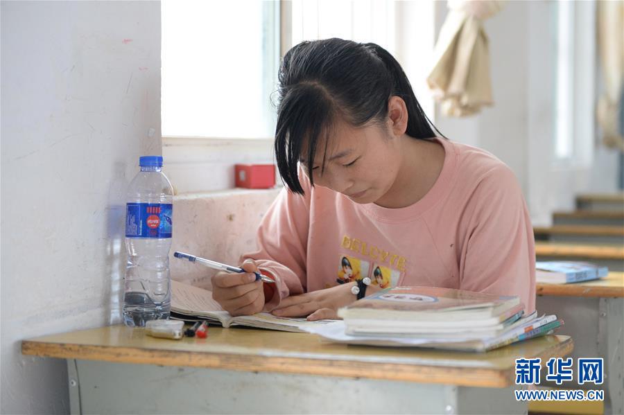 （在習(xí)近平新時(shí)代中國特色社會主義思想指引下——新時(shí)代新作為新篇章·習(xí)近平總書記關(guān)切事·圖文互動(dòng)）（2）戰(zhàn)洪魔　保安全——近期防汛救災(zāi)熱點(diǎn)觀察