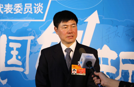“我們要進(jìn)行自貿(mào)區(qū)的體制機(jī)制的創(chuàng)新，也就是先行先試的一些實(shí)驗(yàn)。”