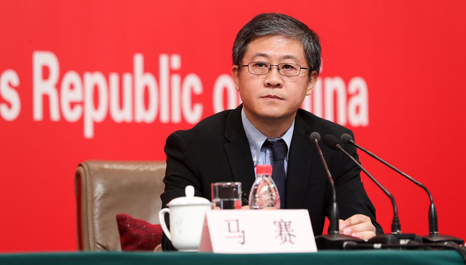 廣場專家組組長、清華大學(xué)美術(shù)學(xué)院黨委書記馬賽介紹相關(guān)情況