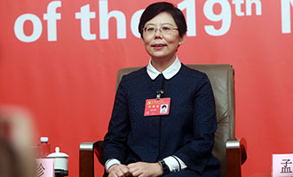 中國藝術(shù)研究院話劇研究所所長(zhǎng)宋寶珍