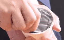 味同嚼鐵？ 日本“鐵味”冰淇淋面世