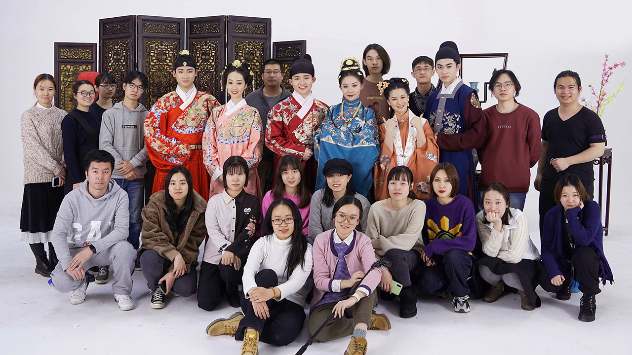 追夢中國人|維京：漢服春晚，一個講了十年的故事