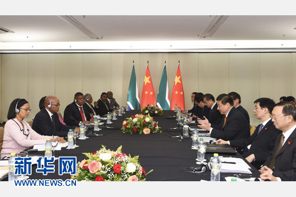 7月14日，國家主席習近平在巴西福塔萊薩會見南非總統(tǒng)祖馬。新華社記者 李學仁 攝