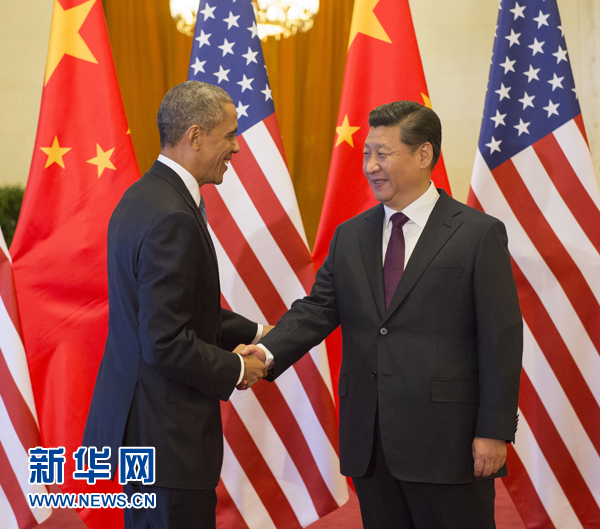 11月12日，國家主席習(xí)近平在北京人民大會堂舉行歡迎儀式，歡迎美國總統(tǒng)奧巴馬對中國進(jìn)行國事訪問。 新華社記者 李學(xué)仁 攝