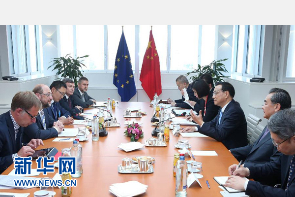 當地時間6月29日上午，國務院總理李克強在布魯塞爾會見歐洲議會議長舒爾茨。 新華社記者 龐興雷 攝