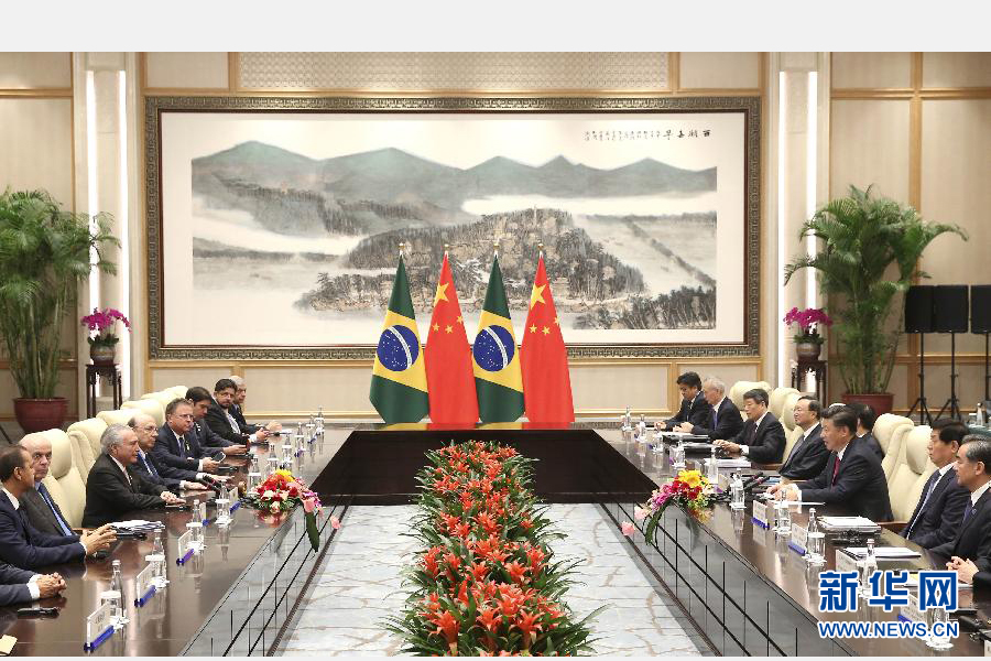 9月2日，國家主席習(xí)近平在杭州會見前來出席二十國集團(tuán)領(lǐng)導(dǎo)人杭州峰會的巴西總統(tǒng)特梅爾。 新華社記者龐興雷攝