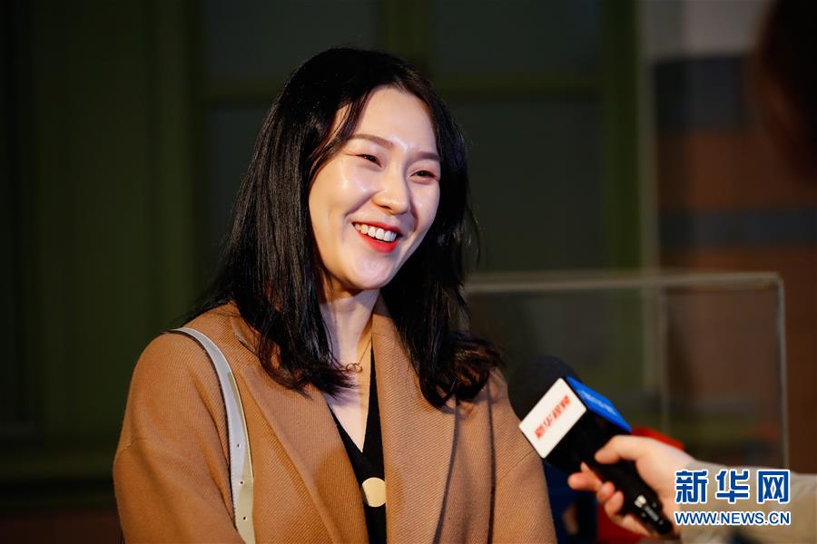 （國(guó)際&middot;圖文互動(dòng)）（3）通訊：敲響半島和平鐘聲&mdash;&mdash;走訪韓朝非軍事區(qū)首爾藝術(shù)展