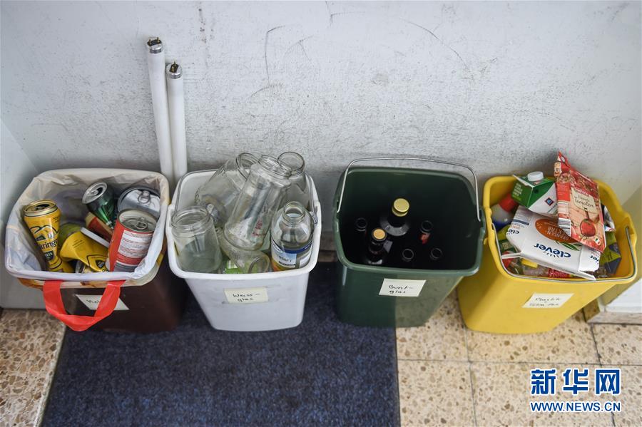 （國(guó)際）（18）在國(guó)外，垃圾如何分類(lèi)