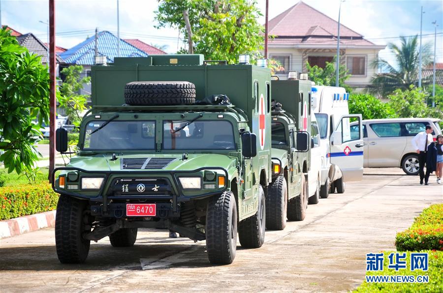 （國際&middot;圖文互動）（1）老撾車禍?zhǔn)軅?0名中國游客回國