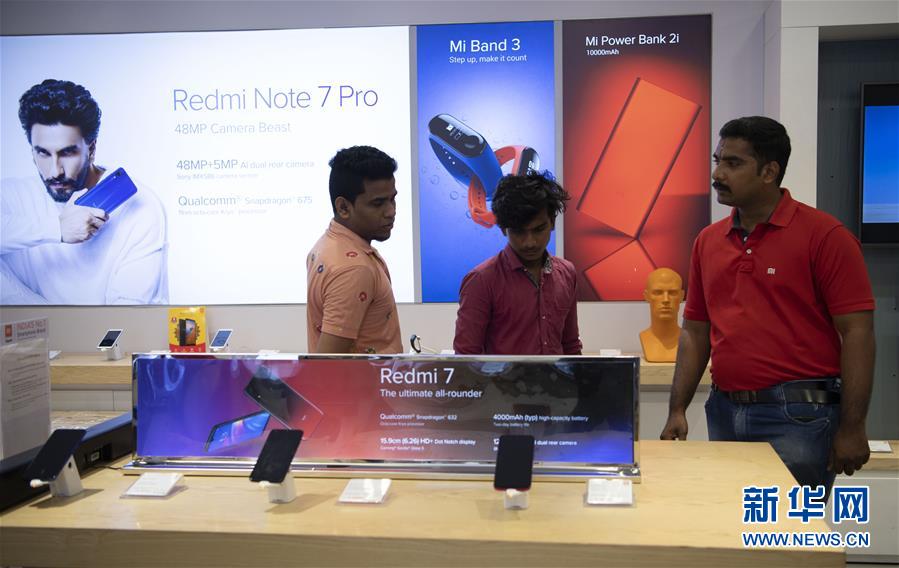 （習(xí)近平出訪配合稿&middot;圖文互動(dòng)）（5）特稿：電影、瑜伽、智能手機(jī)&mdash;&mdash;中印兩個(gè)文明古國(guó)交往&ldquo;新故事&rdquo;