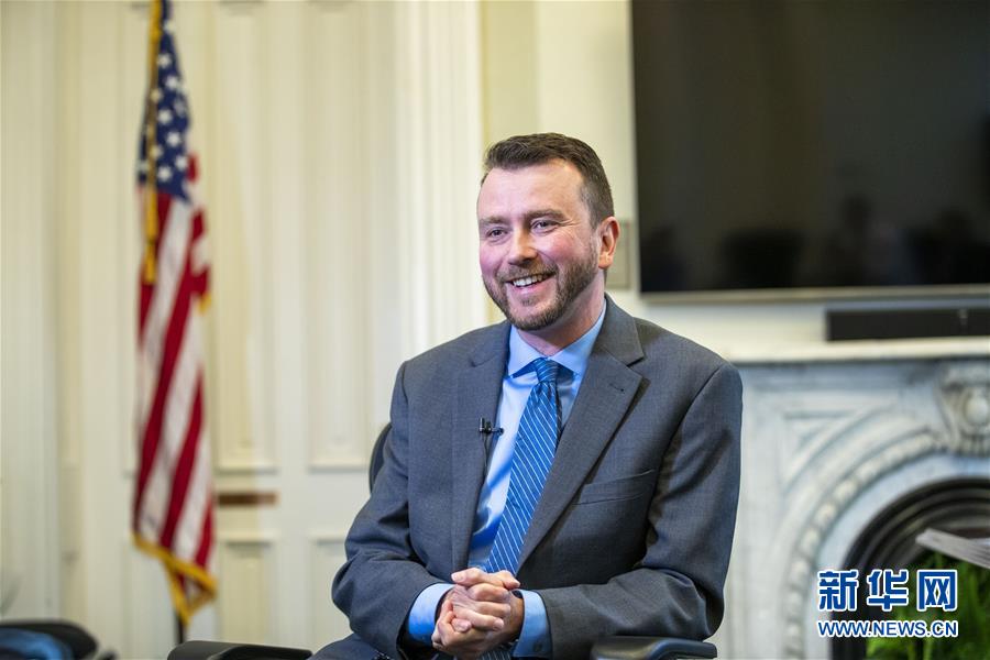 （國際&middot;圖文互動）（1）專訪：肯塔基州期待引領(lǐng)中美地方合作潮流&mdash;&mdash;訪肯塔基州商貿(mào)廳官員