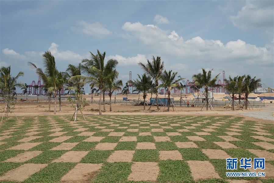 （國際&middot;圖文互動）（2）通訊：春節(jié)，&ldquo;是工期而不是假期&rdquo;&mdash;&mdash;記科倫坡港口城的中國建設(shè)者