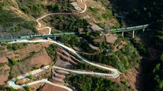 新華全媒+｜高鐵時代，大涼山鐵軌上流淌&ldquo;慢幸福&rdquo;