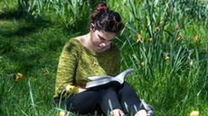 世界讀書日&mdash;&mdash;翻開(kāi)書本，開(kāi)啟精彩世界的大門