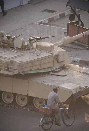 埃及重回軍人政治時(shí)代？