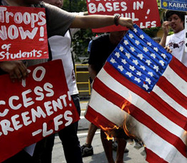 菲邀美駐軍:請(qǐng)狐貍給雞看門？